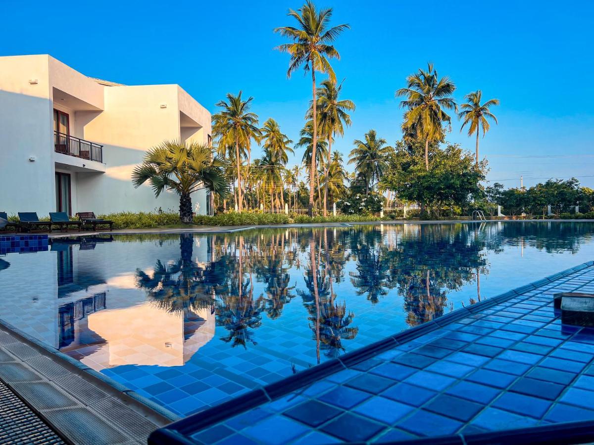 Capital Wind Kalpitiya "Wind Beach" Exterior photo