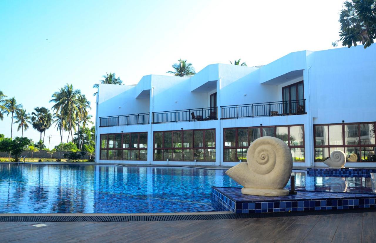 Capital Wind Kalpitiya "Wind Beach" Exterior photo